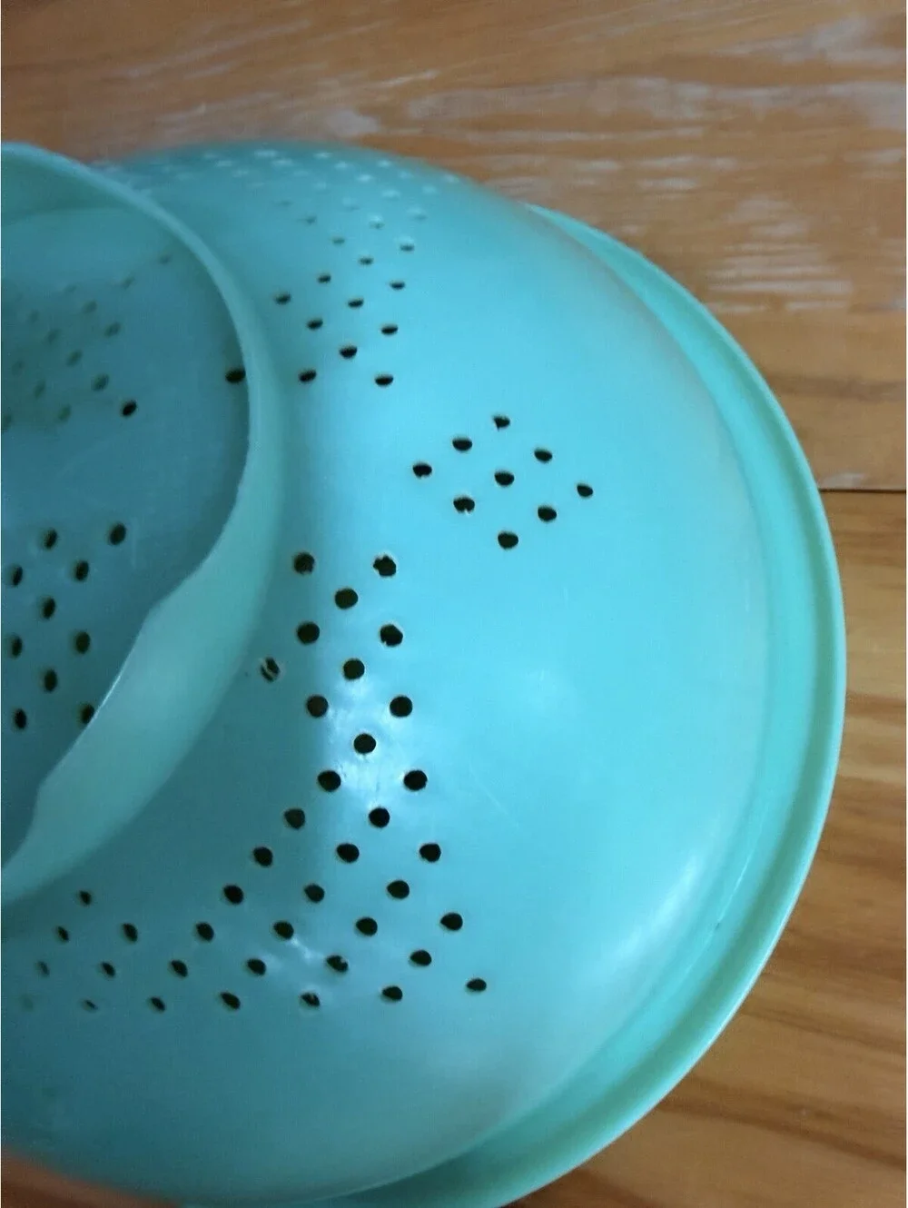 Tupperware Green 10